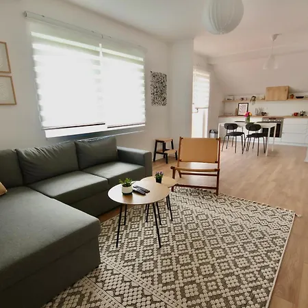 Apartman Garden - Free Parking